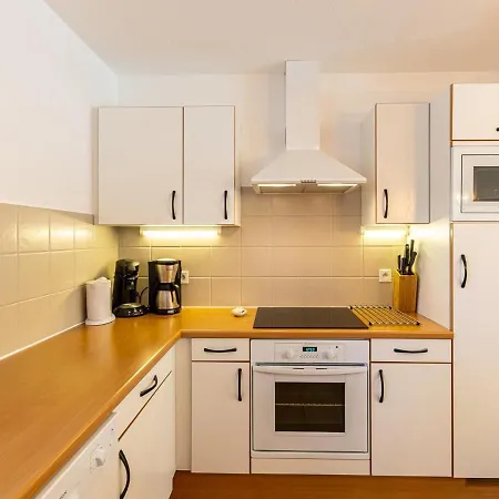 Attractively Furnished With Private Pool In D'olonne
