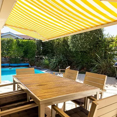 Attractively Furnished With Private Pool In D'olonne * Château-dʼOlonne